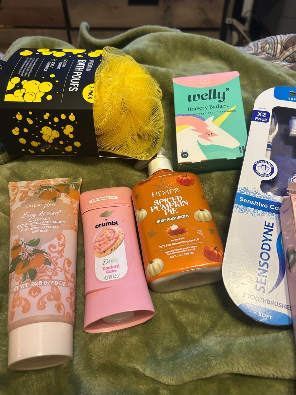 Beauty Bundle 20 piece ! - Picture 6 of 7